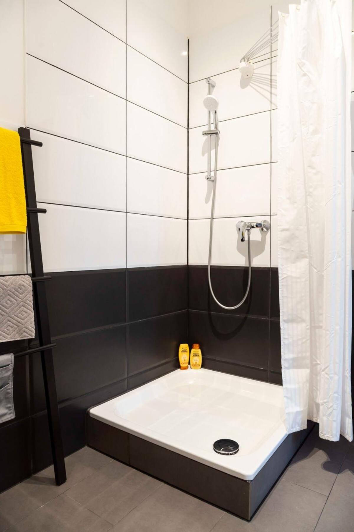 Spacious Family Apartment At Mauerpark Plus Selfcheckin Berlin Zewnętrze zdjęcie